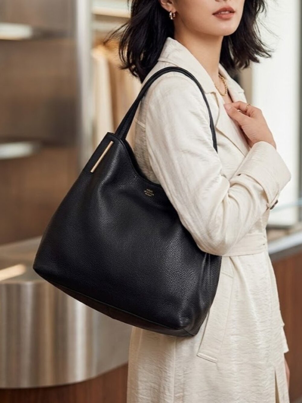 Pebbled Leather Hobo bag Vince Camuto